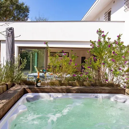Renovee Avec Et Piscine Chauffee A Hossegor, Proche Et Golf - Fr-1-791-8 Vila