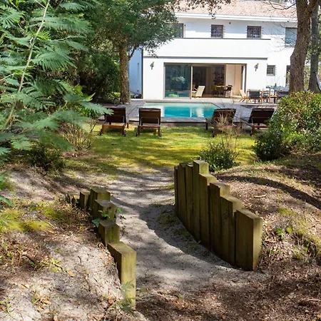 Renovee Avec Et Piscine Chauffee A Hossegor, Proche Et Golf Villa