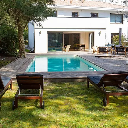 Villa Renovee Avec Et Piscine Chauffee A Hossegor, Proche Et Golf